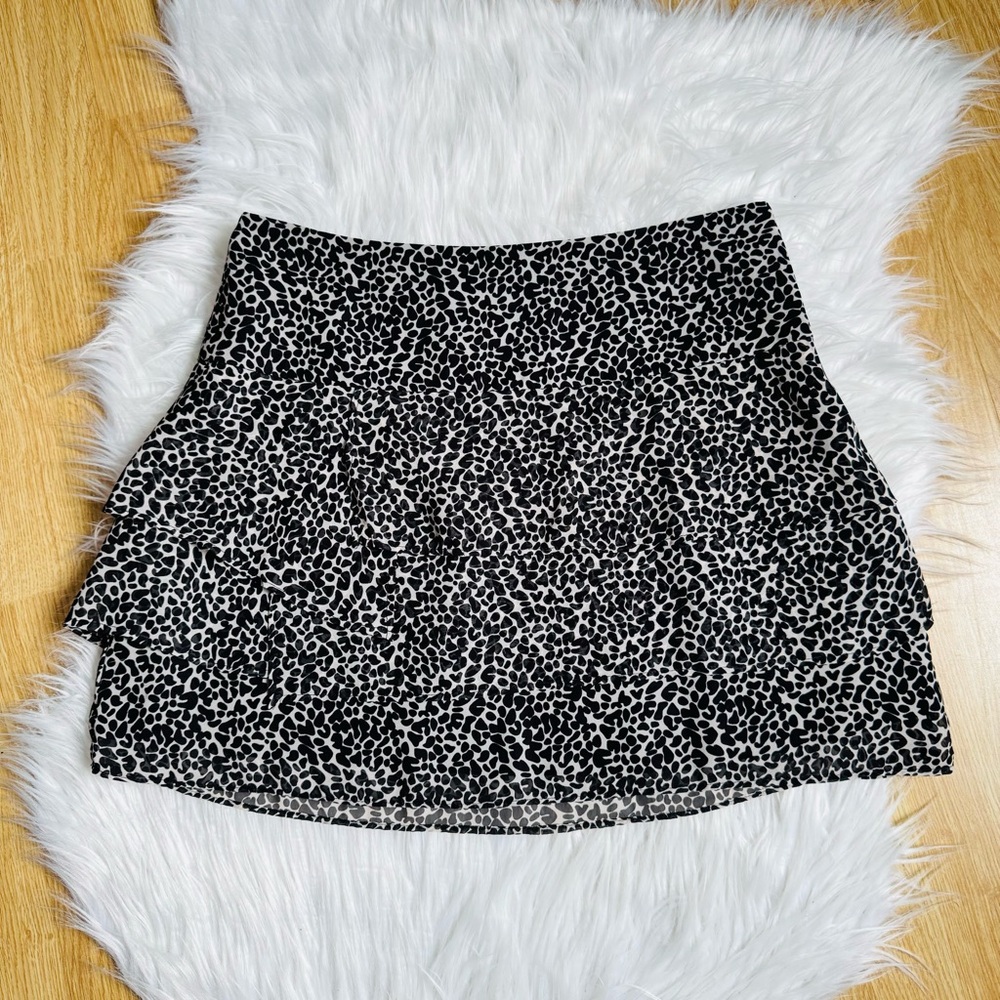 CHIC BY JACOB | Ruffled Leopard Print Skirt Size 6